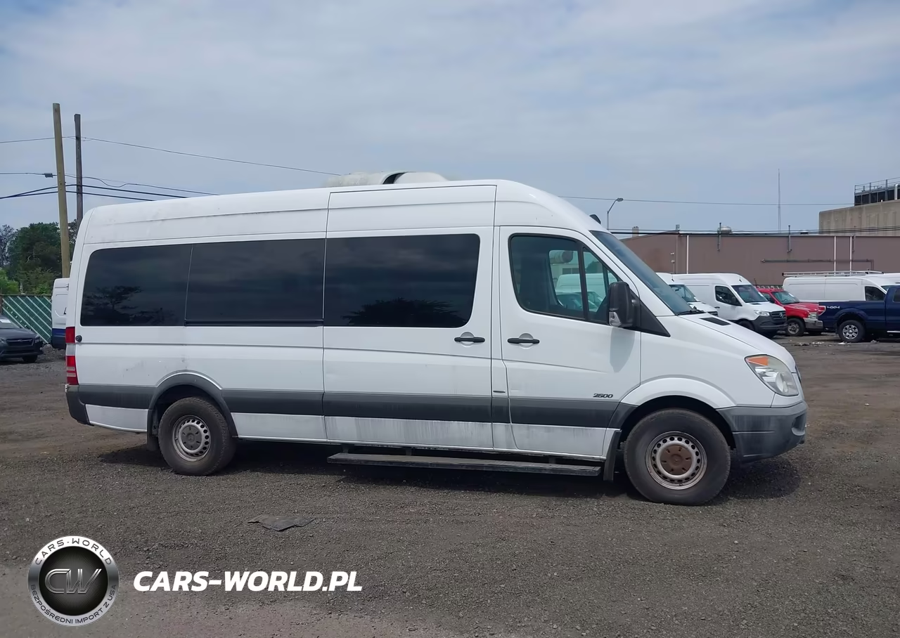 2013 Mercedes-Benz Sprinter 2500 High Roof VIN:WDZPE8CC5D5728443 - 13