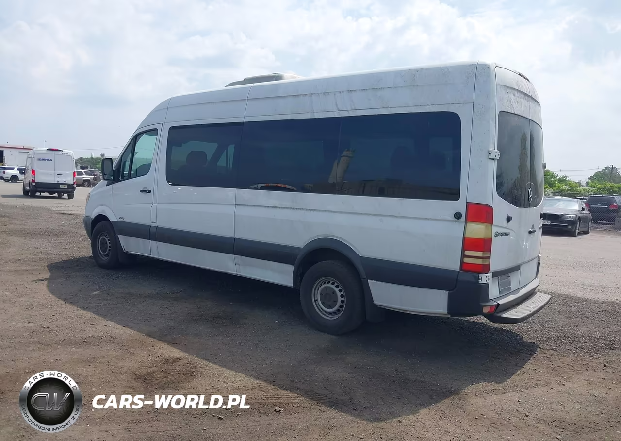 2013 Mercedes-Benz Sprinter 2500 High Roof VIN:WDZPE8CC5D5728443 - 3