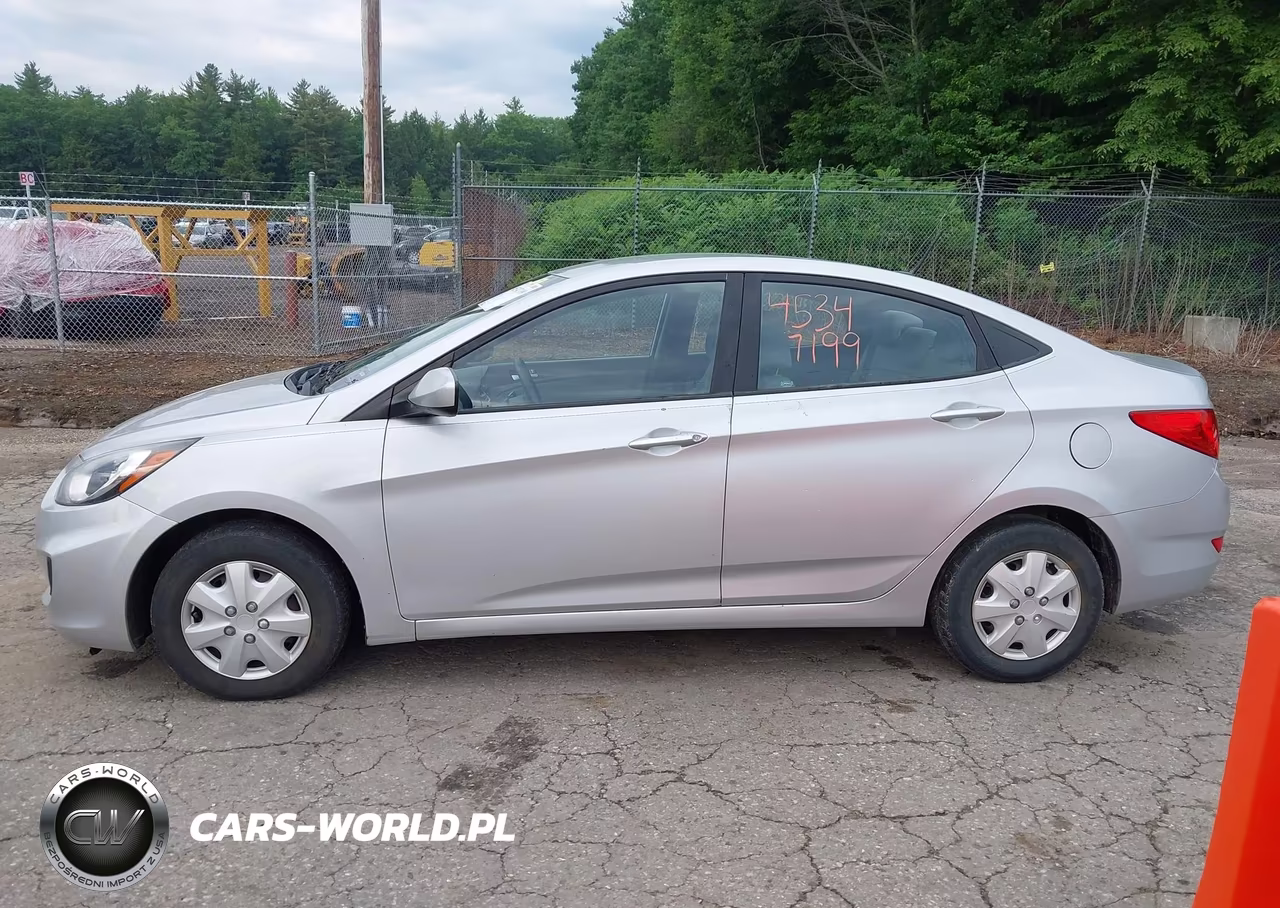 2013 Hyundai Accent Gls VIN:KMHCT4AE8DU298152 - 12