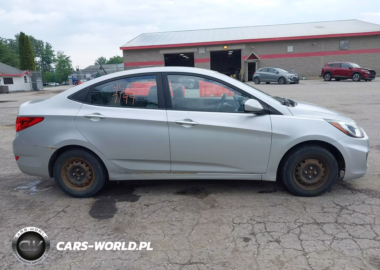 2013 Hyundai Accent Gls VIN:KMHCT4AE8DU298152 - 14