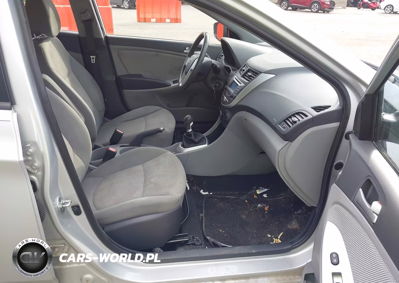 2013 Hyundai Accent Gls VIN:KMHCT4AE8DU298152 - 5