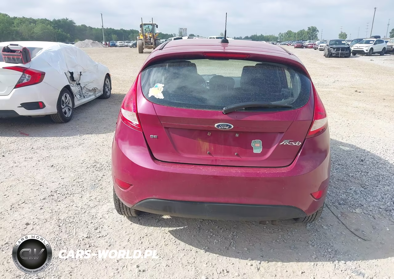 2011 Ford Fiesta Se VIN:3FADP4EJ7BM221347 - 16