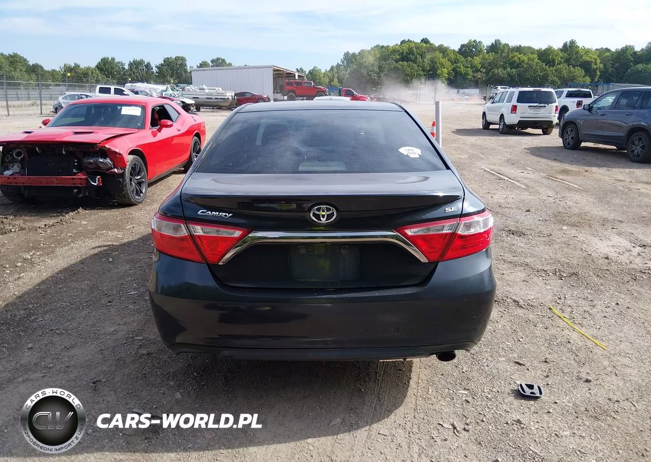 2016 Toyota Camry Se VIN:4T1BF1FK8GU218062 - 17