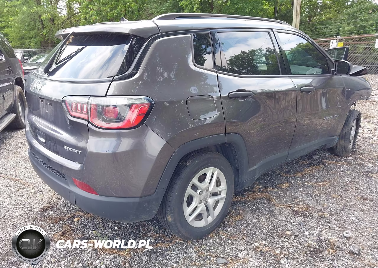 2017 Jeep New Compass Sport 4X4 VIN:3C4NJDAB8HT698706 - 4