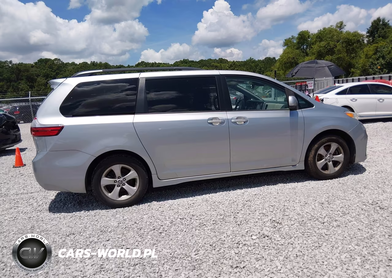 2020 Toyota Sienna Le VIN:5TDKZ3DC5LS038457 - 13