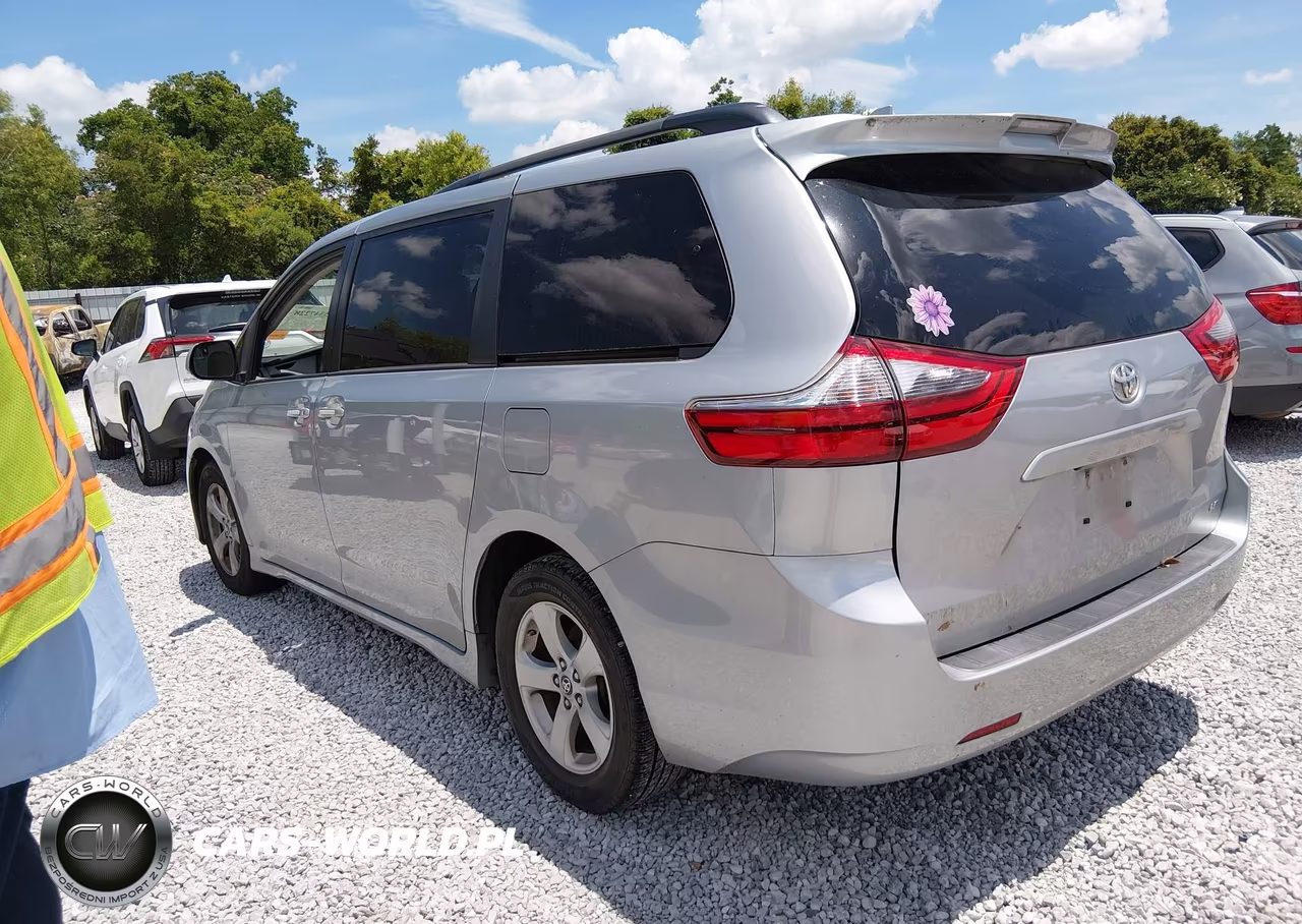 2020 Toyota Sienna Le VIN:5TDKZ3DC5LS038457 - 3