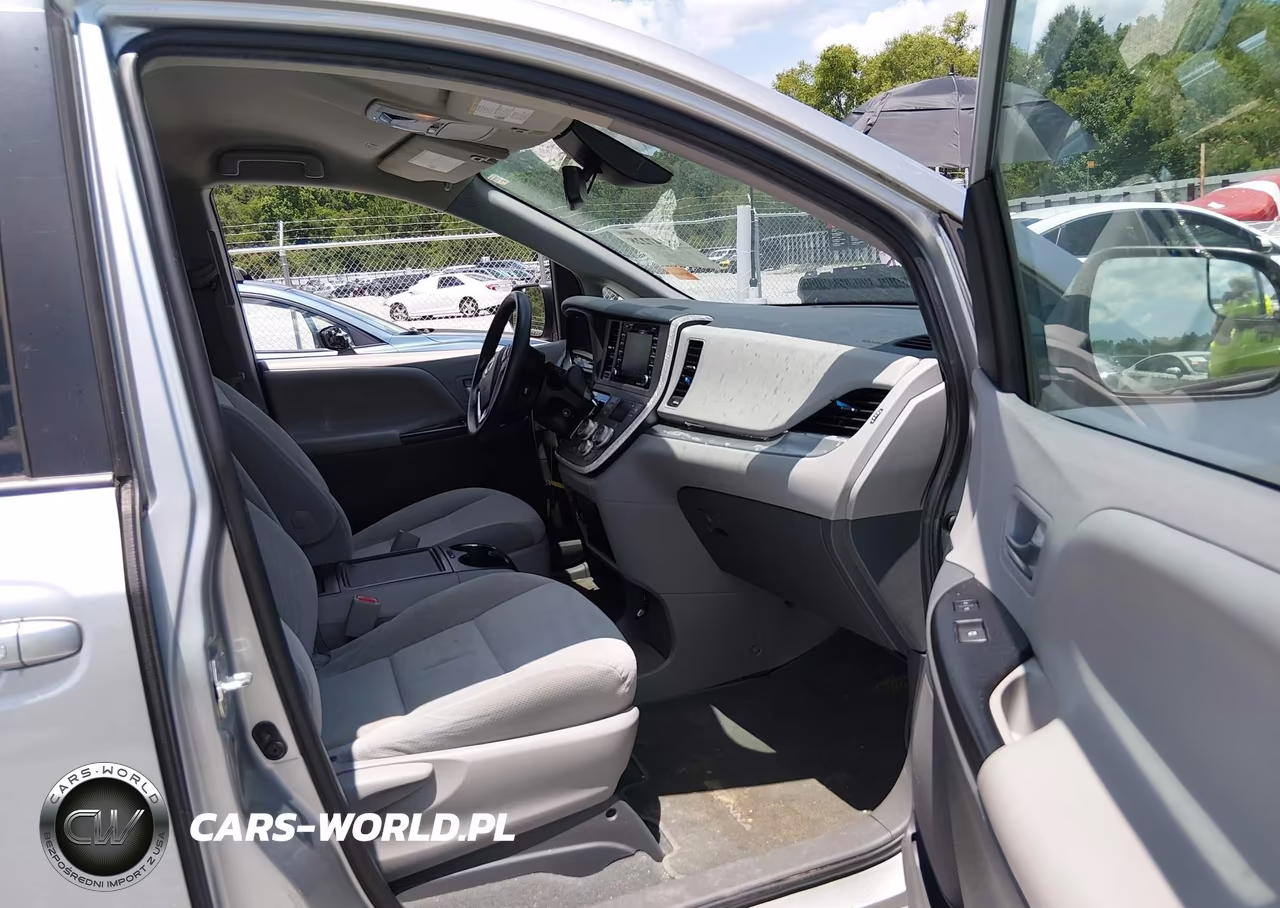 2020 Toyota Sienna Le VIN:5TDKZ3DC5LS038457 - 5