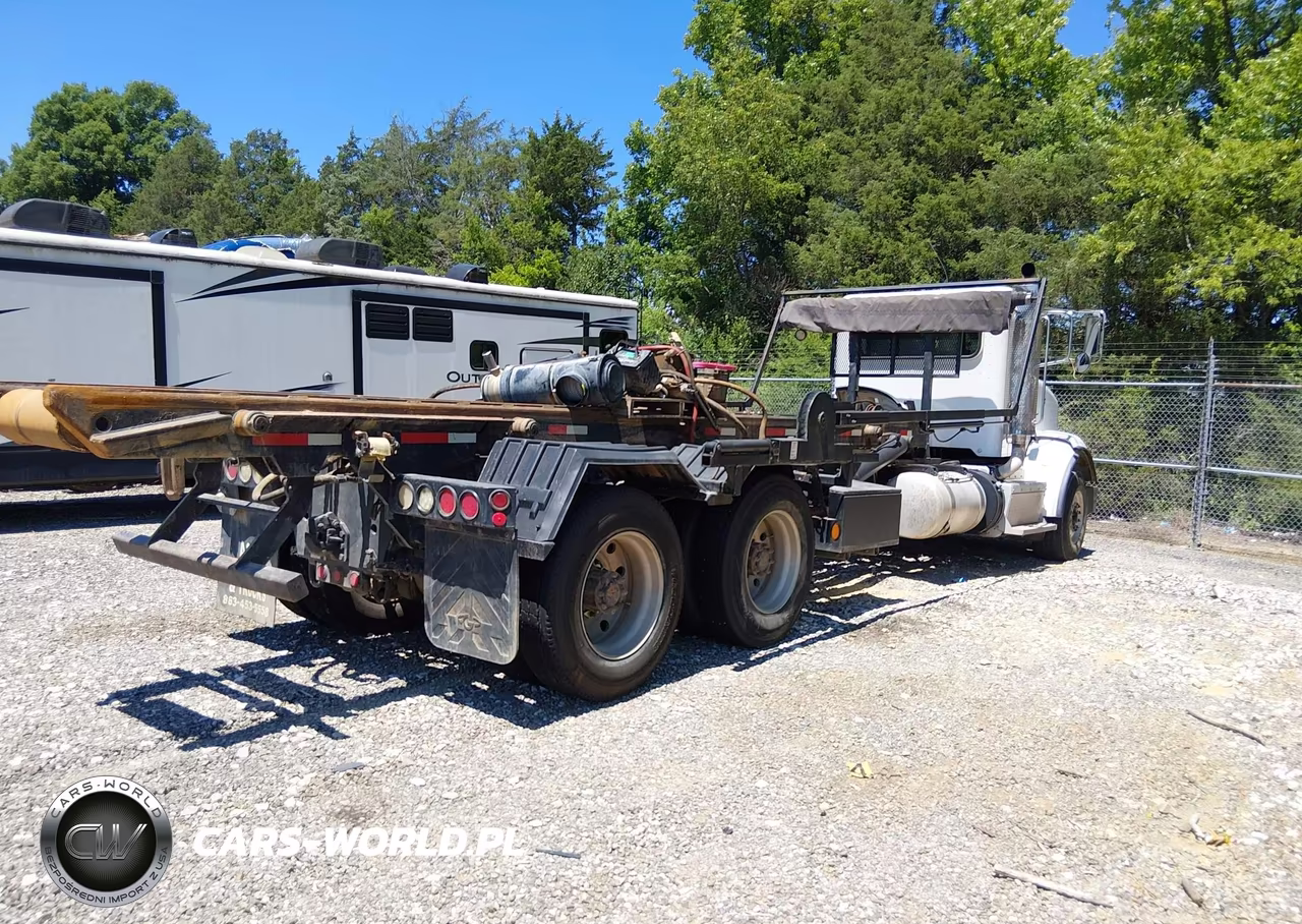 2012 Peterbilt 365 VIN:1NPSXPTX0CD137029 - 4