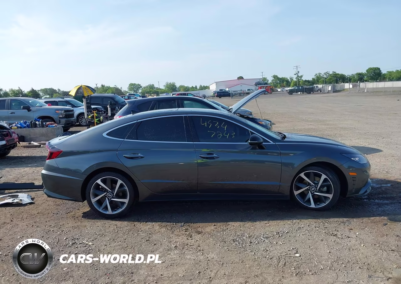 2023 Hyundai Sonata Sel Plus VIN:KMHL44J20PA255322 - 13