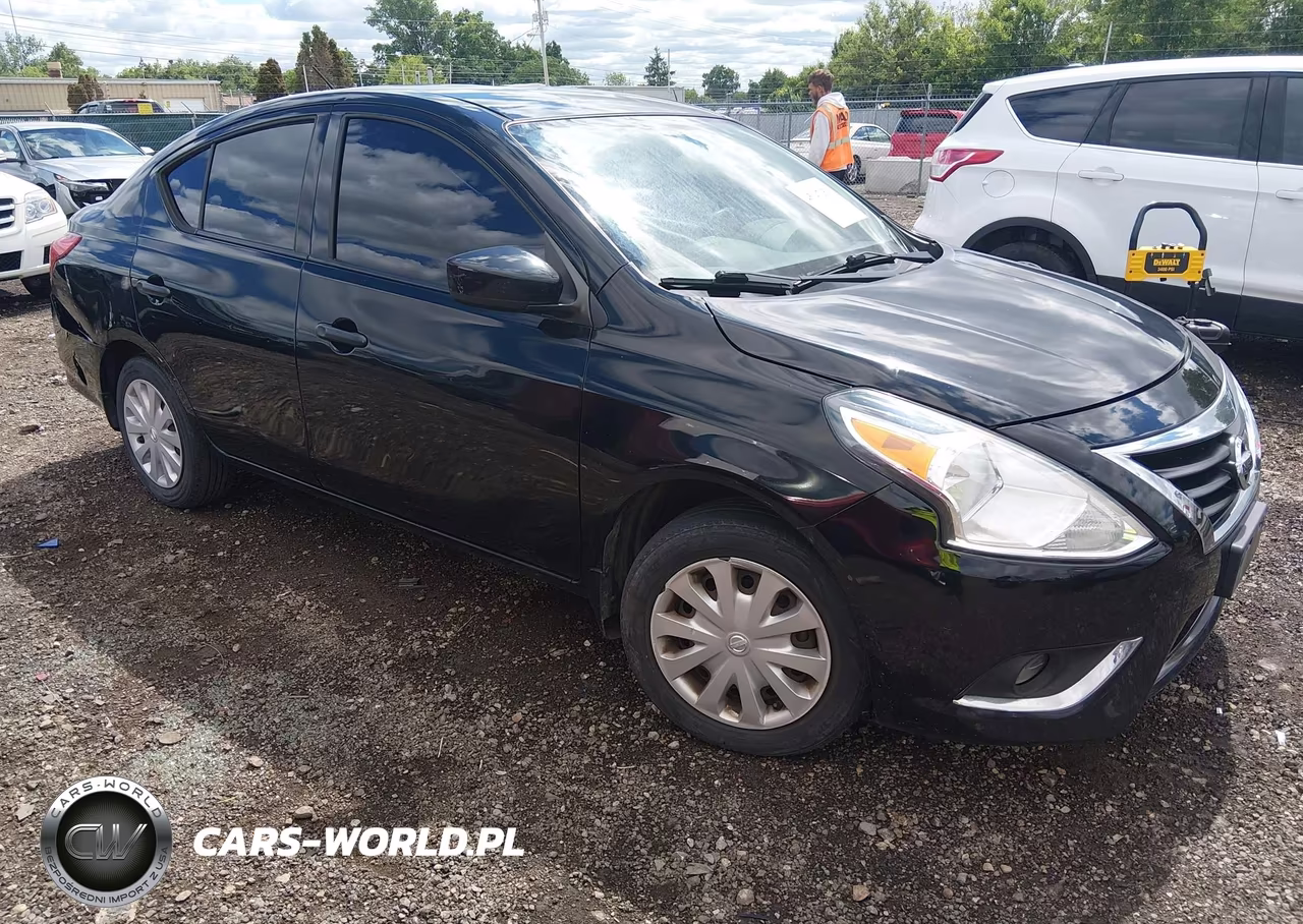 2016 Nissan Versa 1.6 S