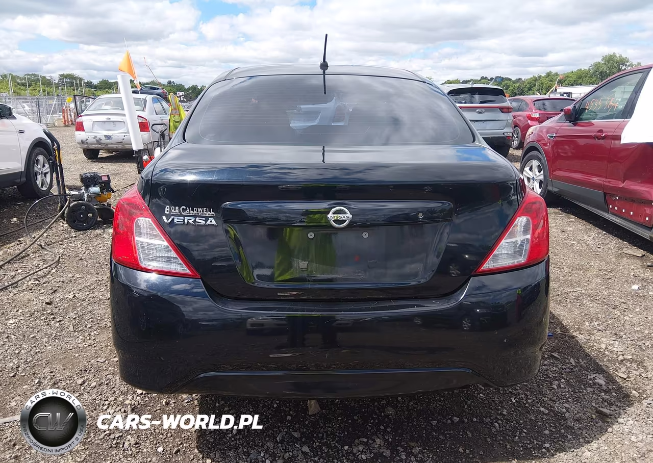 2016 Nissan Versa 1.6 S VIN:3N1CN7AP8GL916332 - 16