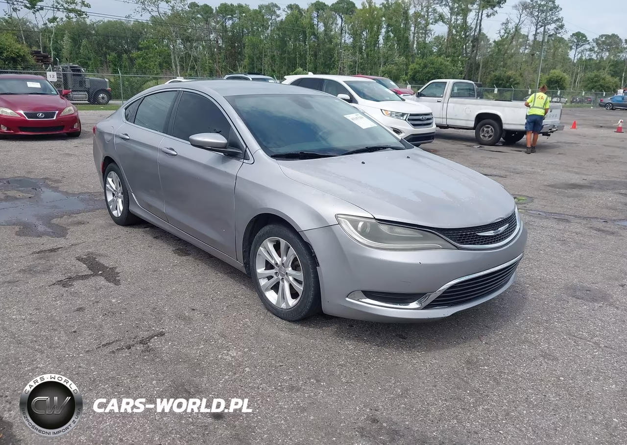 2015 Chrysler 200 Limited – zdjęcie 1 z 12