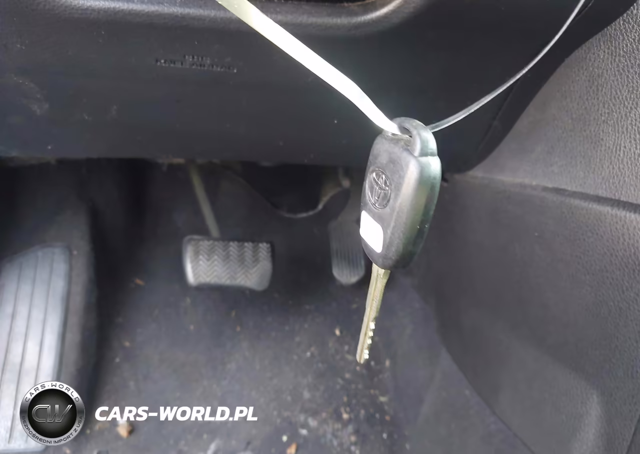 2014 Toyota Corolla Le VIN:5YFBURHE1EP135289 - 11
