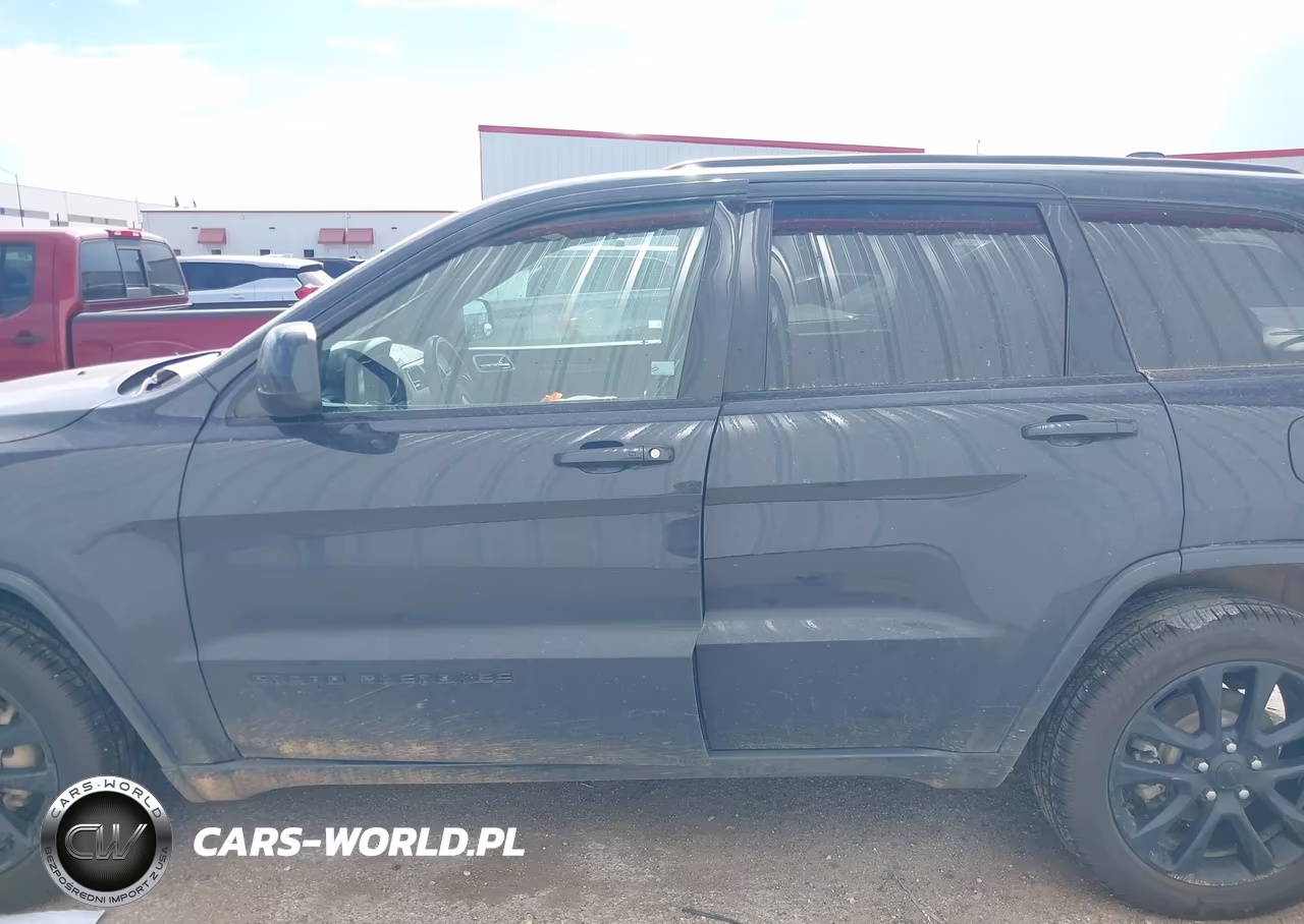2018 Jeep Grand Cherokee Altitude 4X2 VIN:1C4RJEAG6JC323188 - 14