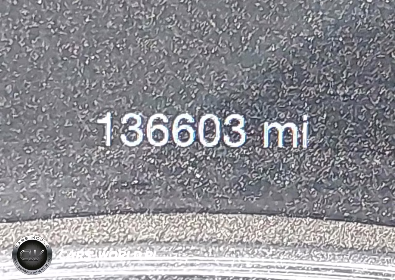 2018 Jeep Grand Cherokee Altitude 4X2 VIN:1C4RJEAG6JC323188 - 15