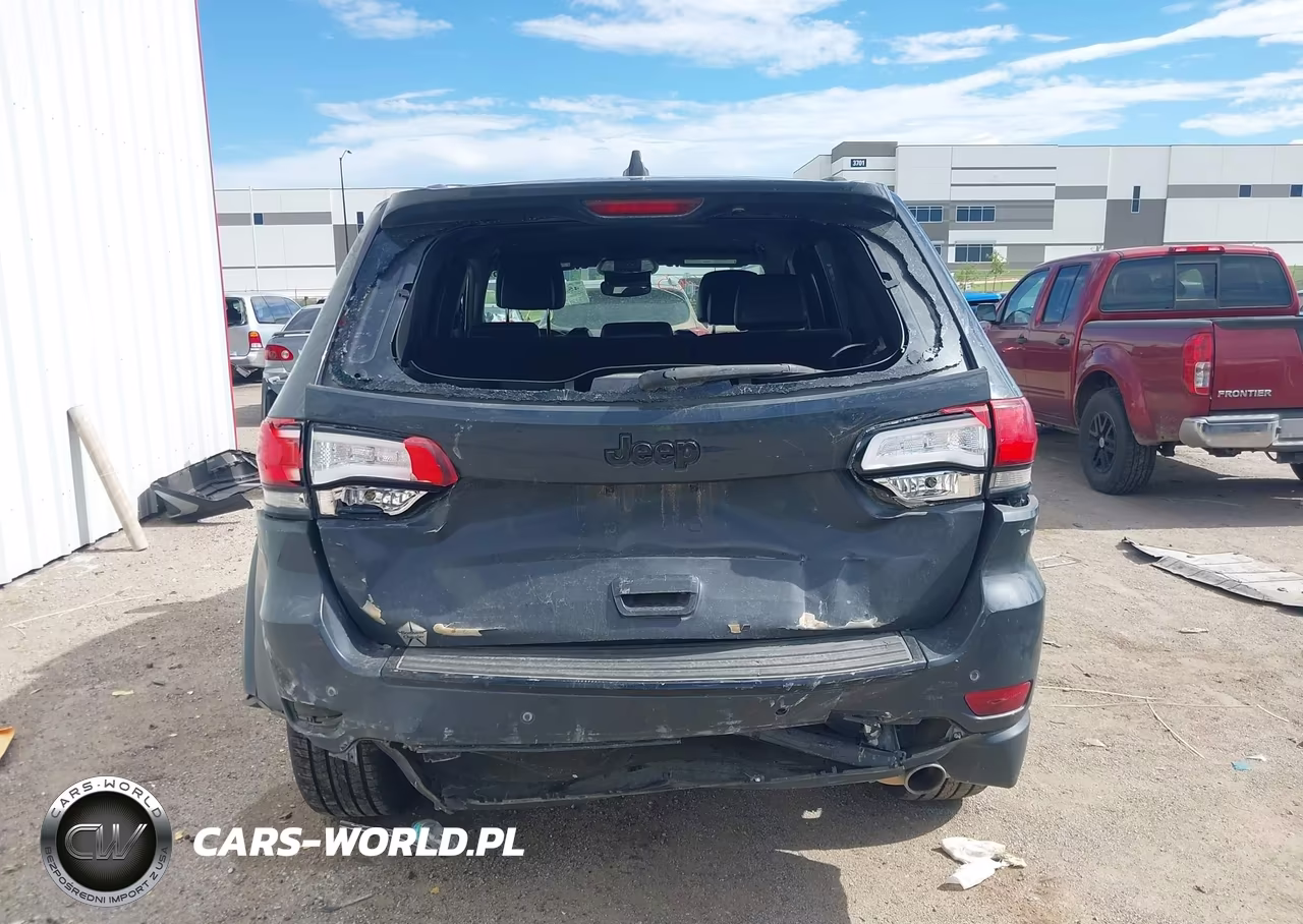 2018 Jeep Grand Cherokee Altitude 4X2 VIN:1C4RJEAG6JC323188 - 16