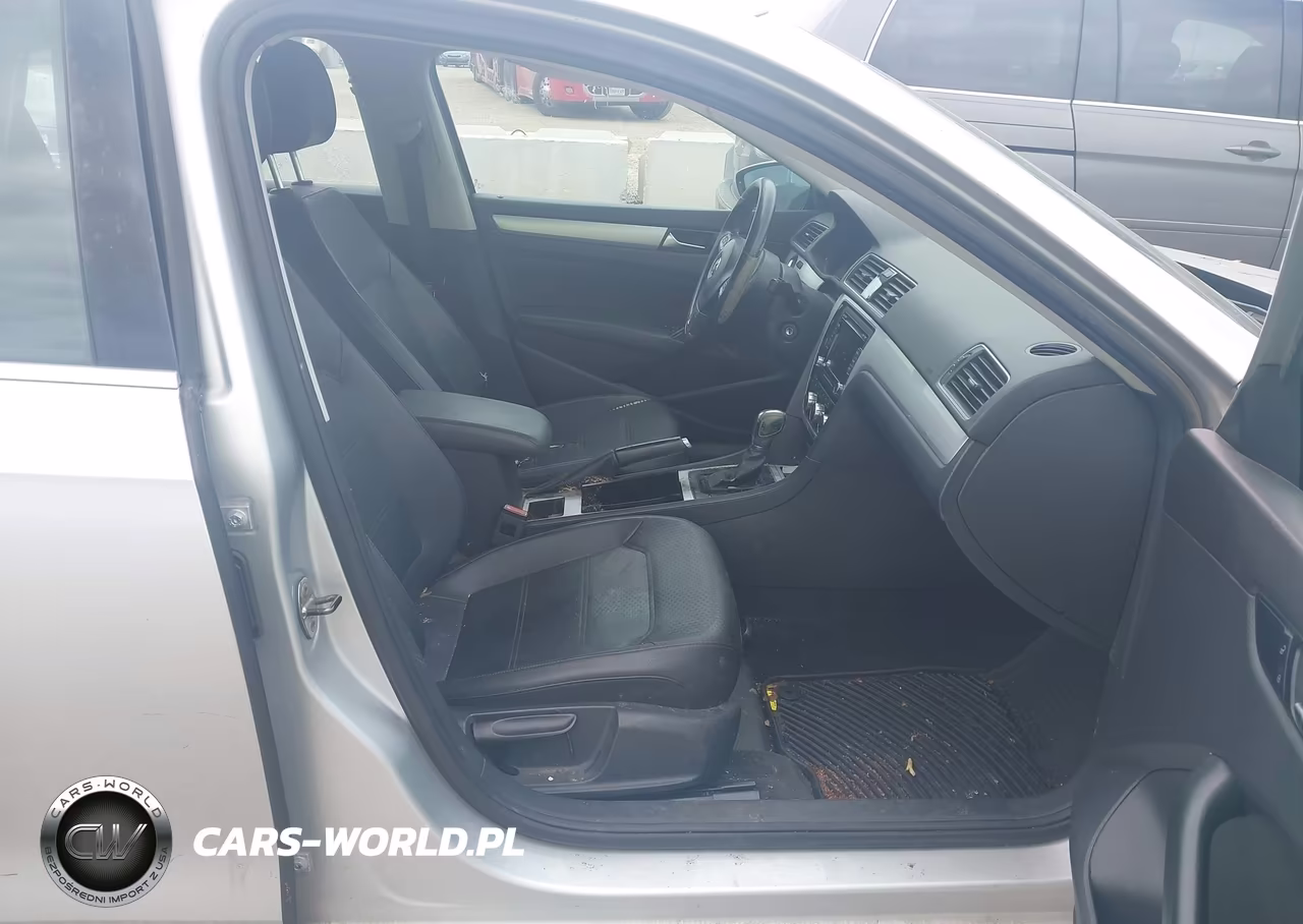 2012 Volkswagen Passat 2.5L Se VIN:1VWBP7A38CC040915 - 5