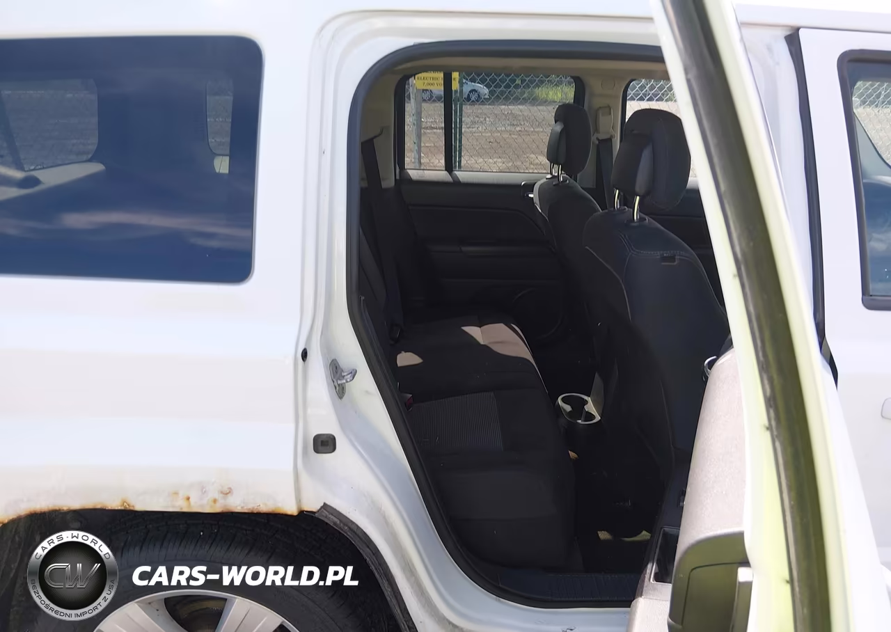 2014 Jeep Patriot Sport VIN:1C4NJRBBXED534032 - 8