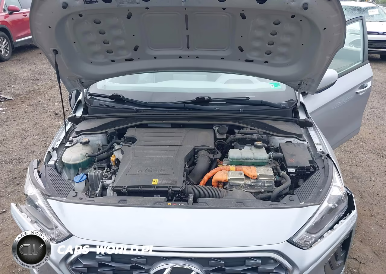2020 Hyundai Ioniq Hybrid Blue VIN:KMHC65LC6LU202154 - 10
