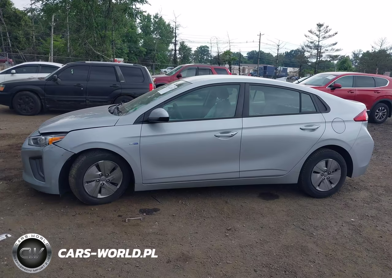 2020 Hyundai Ioniq Hybrid Blue VIN:KMHC65LC6LU202154 - 14