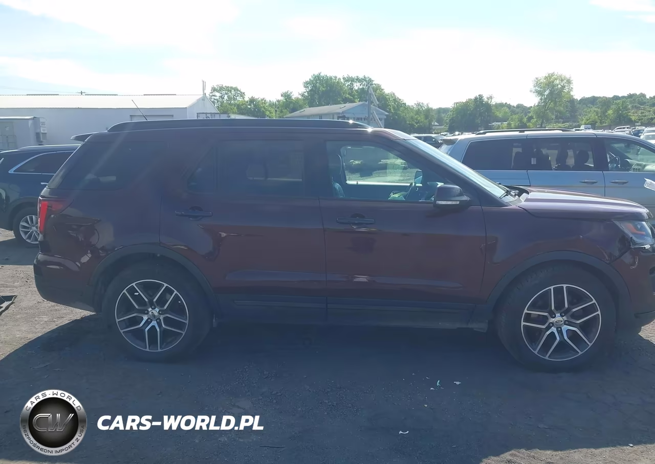 2018 Ford Explorer Sport VIN:1FM5K8GT7JGA86748 - 13