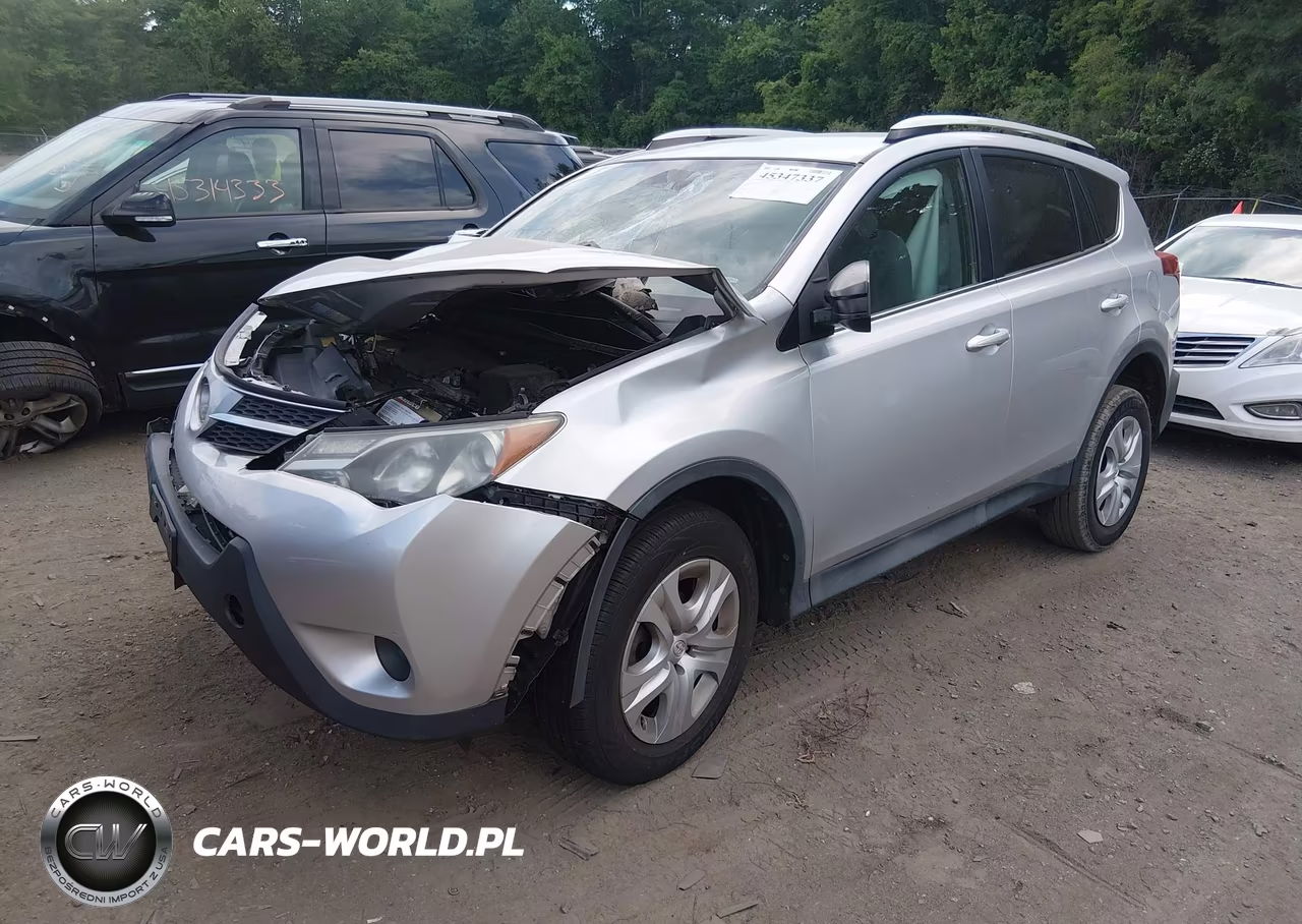 2015 Toyota Rav4 Le VIN:2T3BFREV0FW243568 - 2
