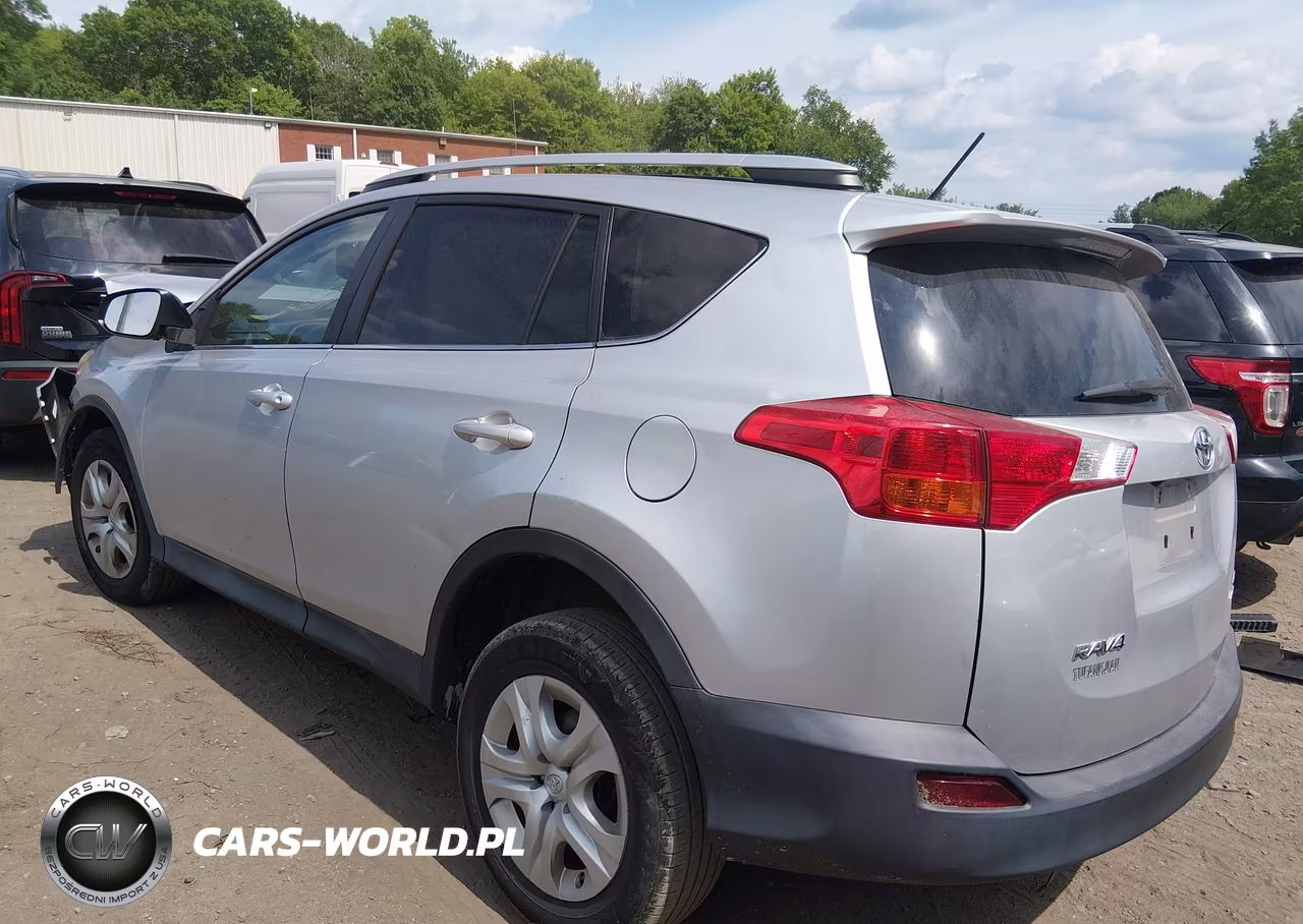 2015 Toyota Rav4 Le VIN:2T3BFREV0FW243568 - 3