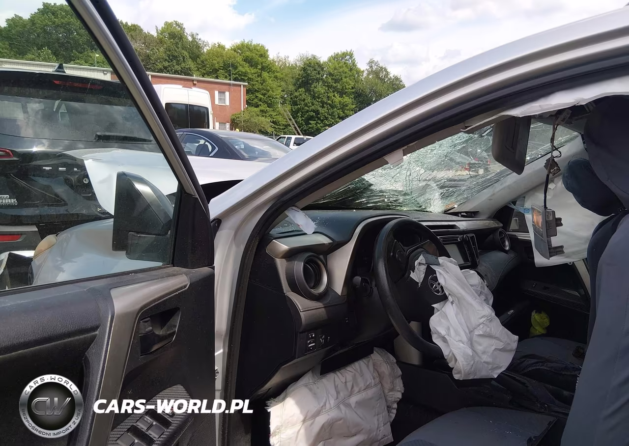 2015 Toyota Rav4 Le VIN:2T3BFREV0FW243568 - 5