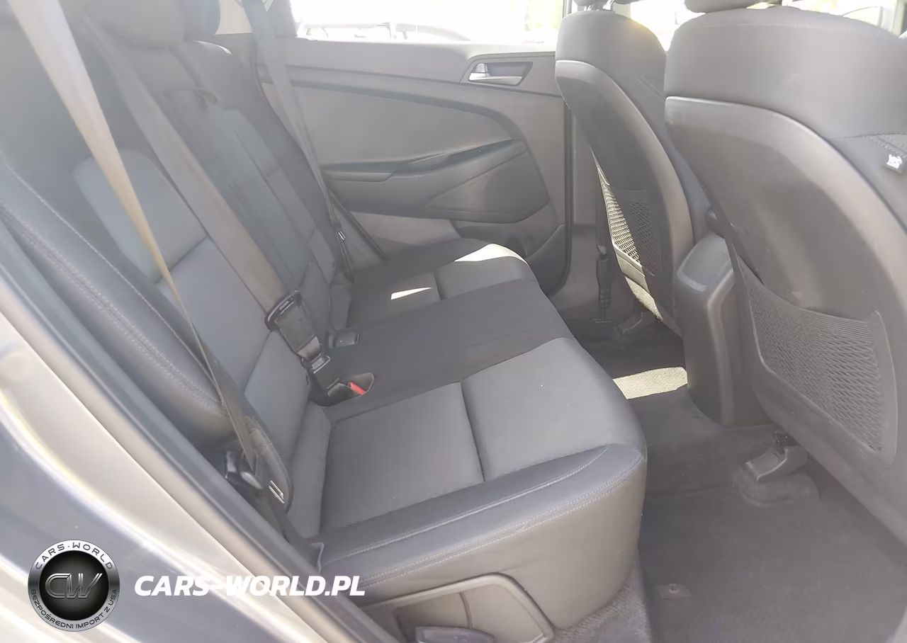 2017 Hyundai Tucson Se VIN:KM8J3CA48HU574859 - 8