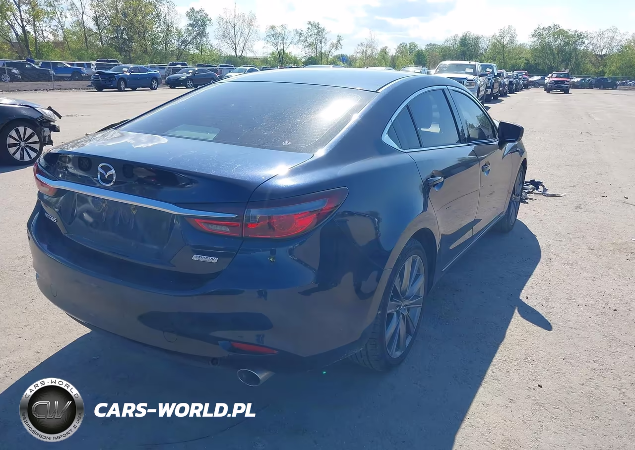 2018 Mazda Mazda6 Touring VIN:JM1GL1VM0J1325783 - 4