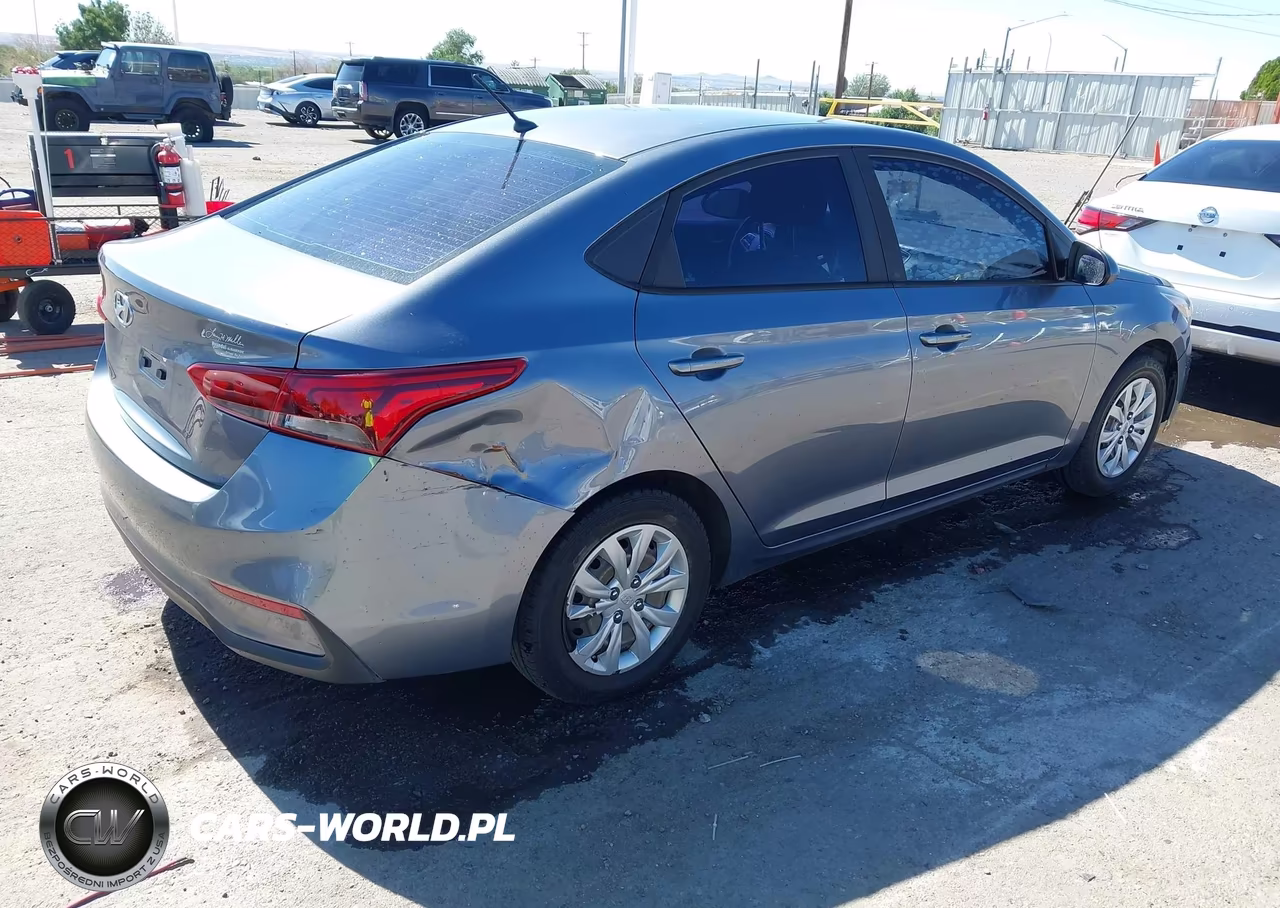 2019 Hyundai Accent Se VIN:3KPC24A33KE059805 - 4