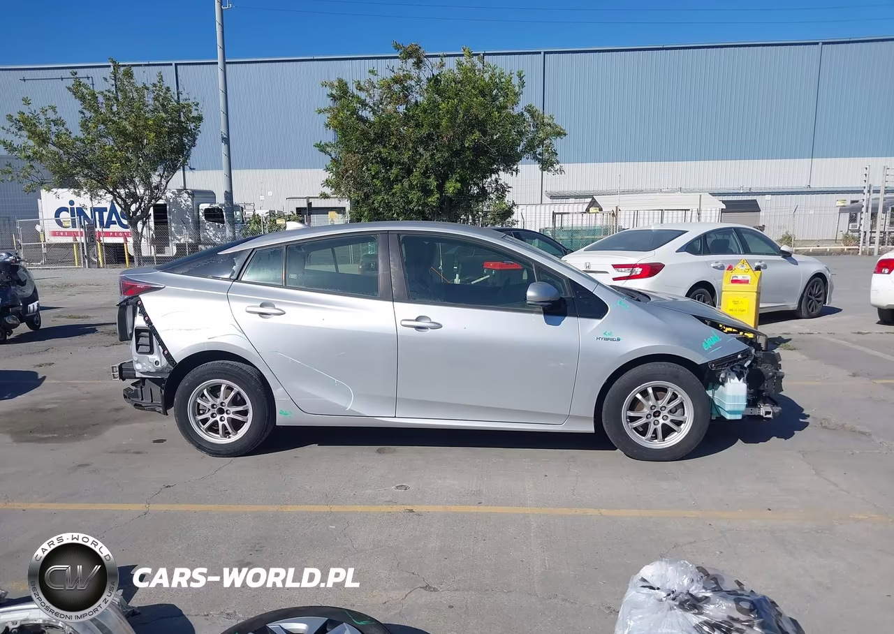 2016 Toyota Prius Three VIN:JTDKARFU4G3020958 - 14