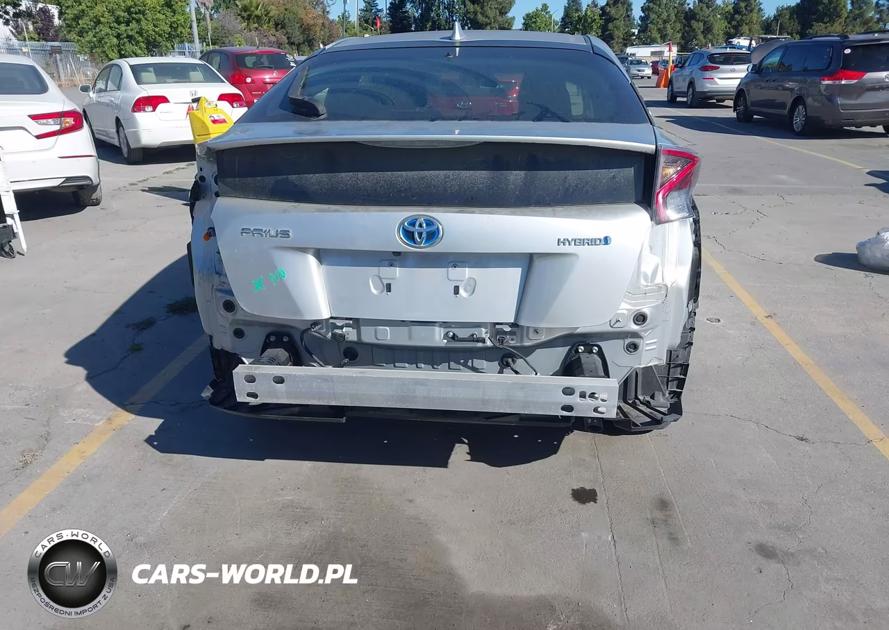 2016 Toyota Prius Three VIN:JTDKARFU4G3020958 - 18