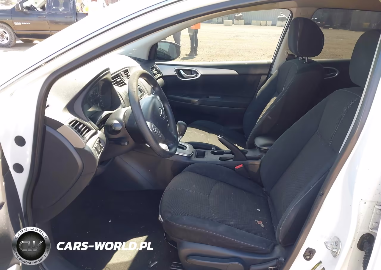 2015 Nissan Sentra S VIN:3N1AB7APXFY257462 - 5