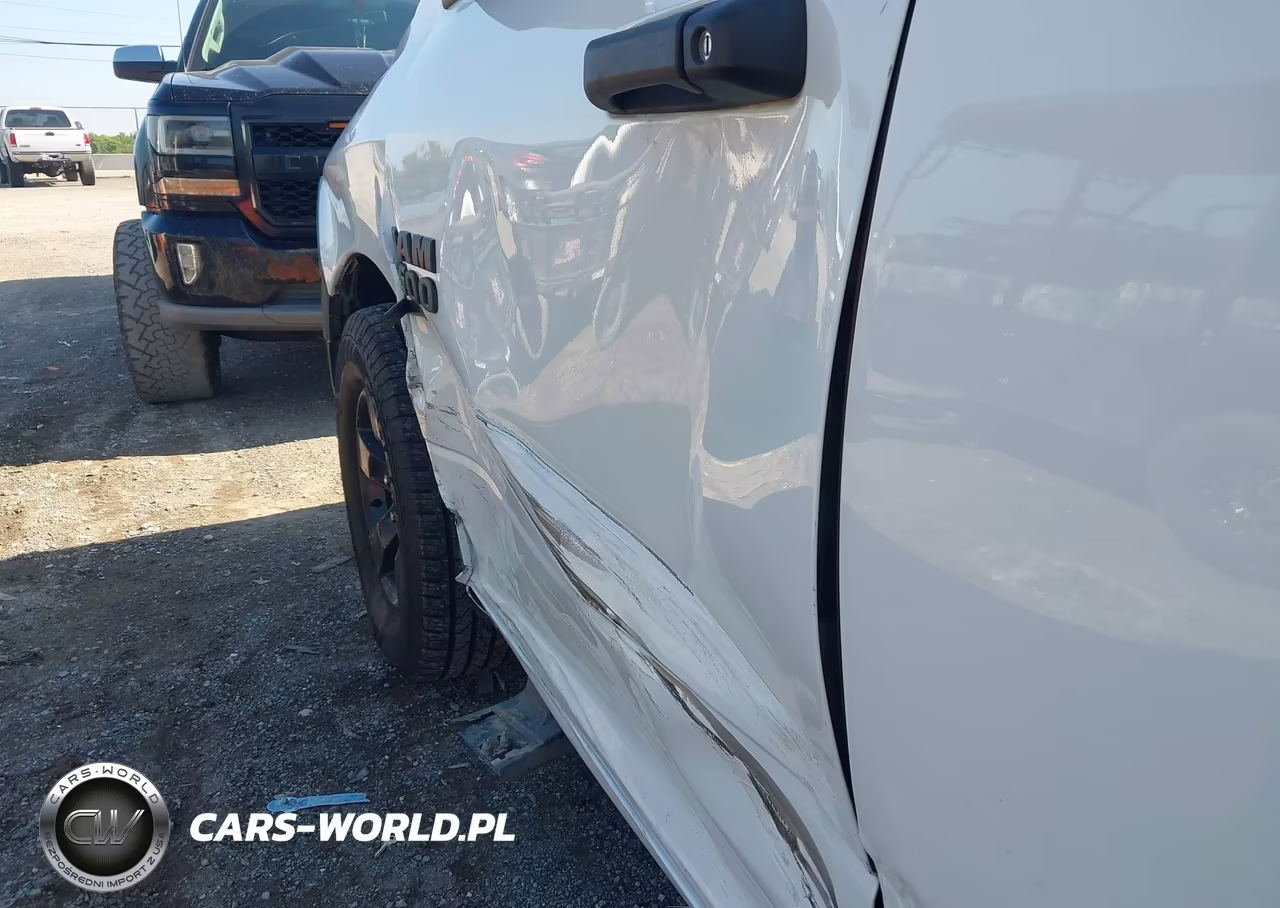 2022 Ram 1500 Classic Tradesman 4X4 5'7 Box VIN:3C6RR7KT0NG174089 - 17