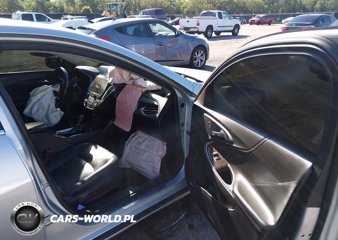2017 Chevrolet Malibu Premier VIN:1G1ZH5SXXHF266005 - 5