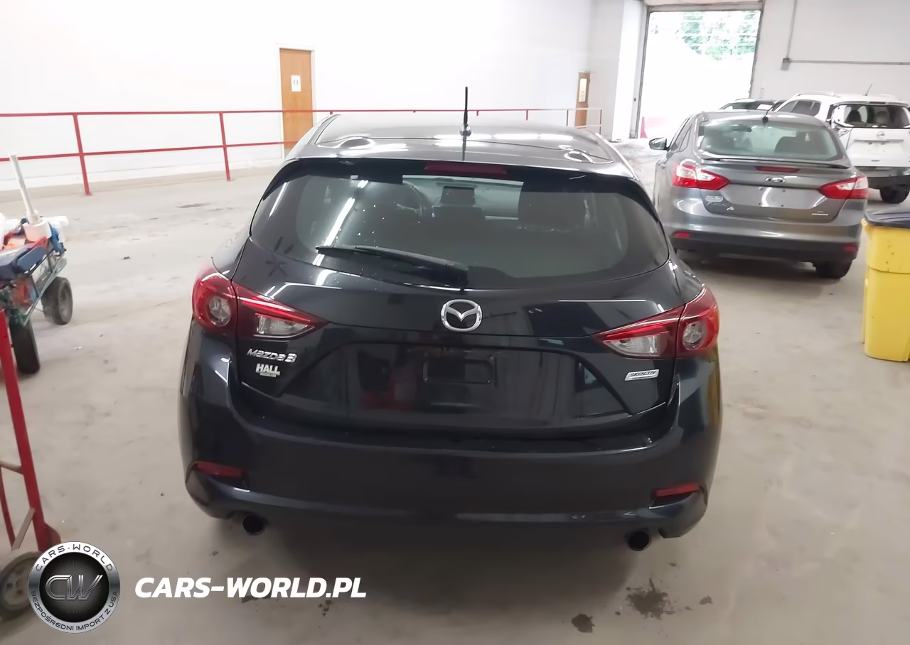 2018 Mazda Mazda3 Sport VIN:3MZBN1K7XJM211874 - 16