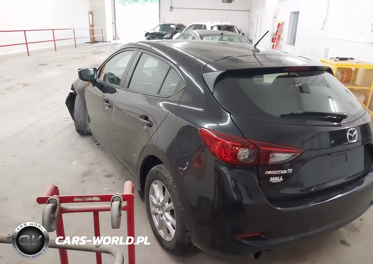 2018 Mazda Mazda3 Sport VIN:3MZBN1K7XJM211874 - 3