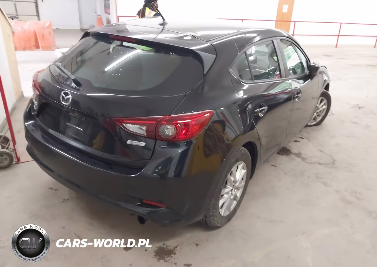2018 Mazda Mazda3 Sport VIN:3MZBN1K7XJM211874 - 4