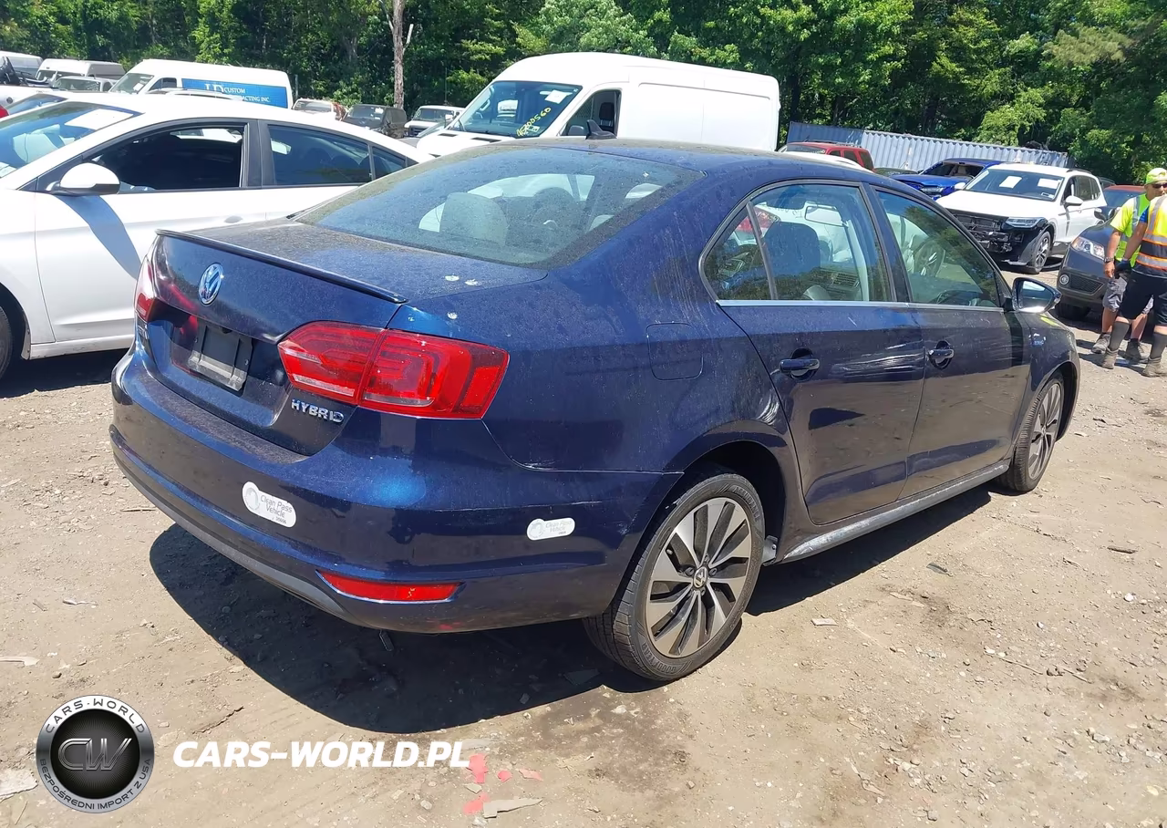 2013 Volkswagen Jetta Hybrid Sel Premium VIN:3VW637AJ4DM214376 - 4