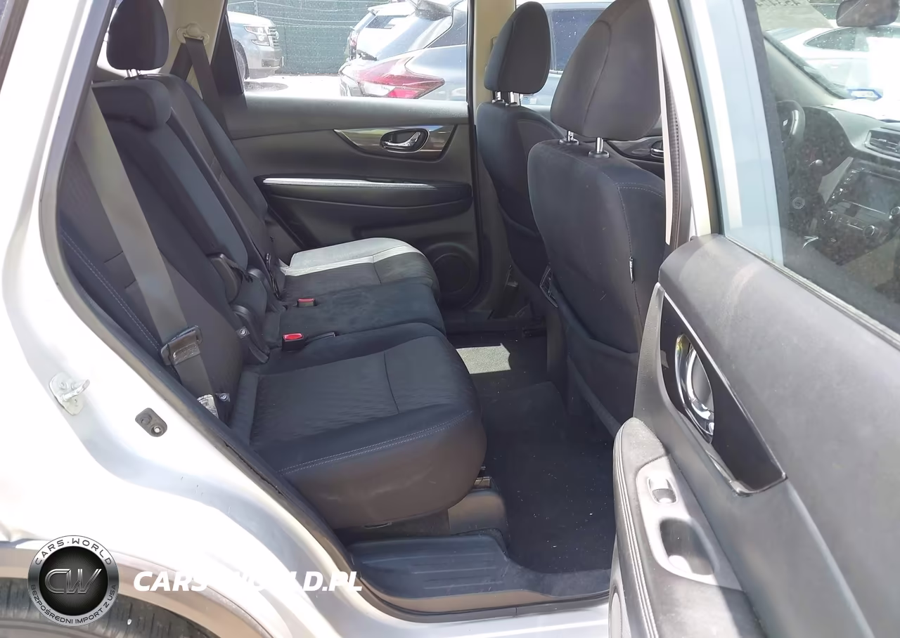 2018 Nissan Rogue S VIN:5N1AT2MT3JC716270 - 8