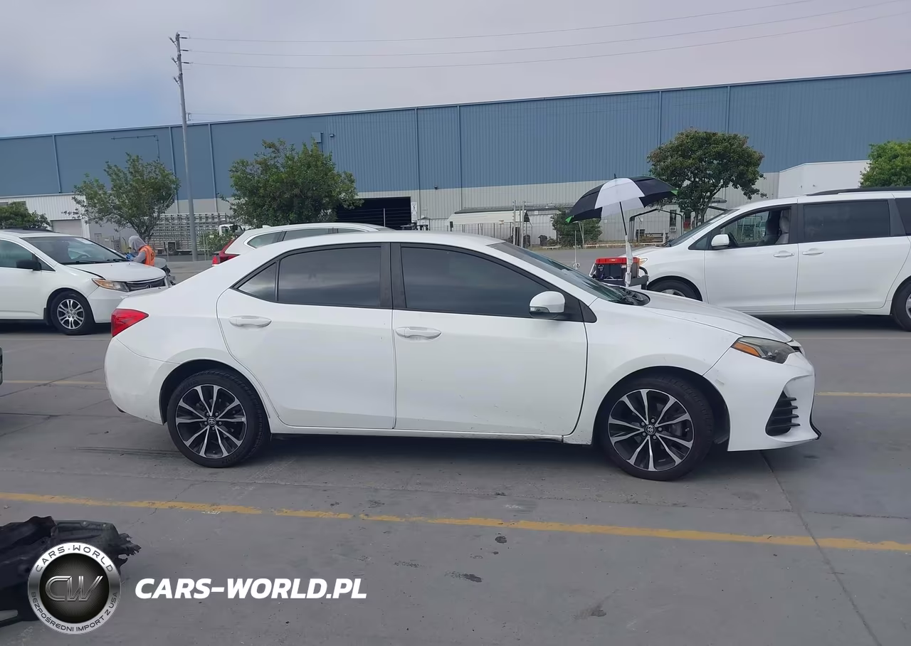 2019 Toyota Corolla Se VIN:2T1BURHE8KC207097 - 14
