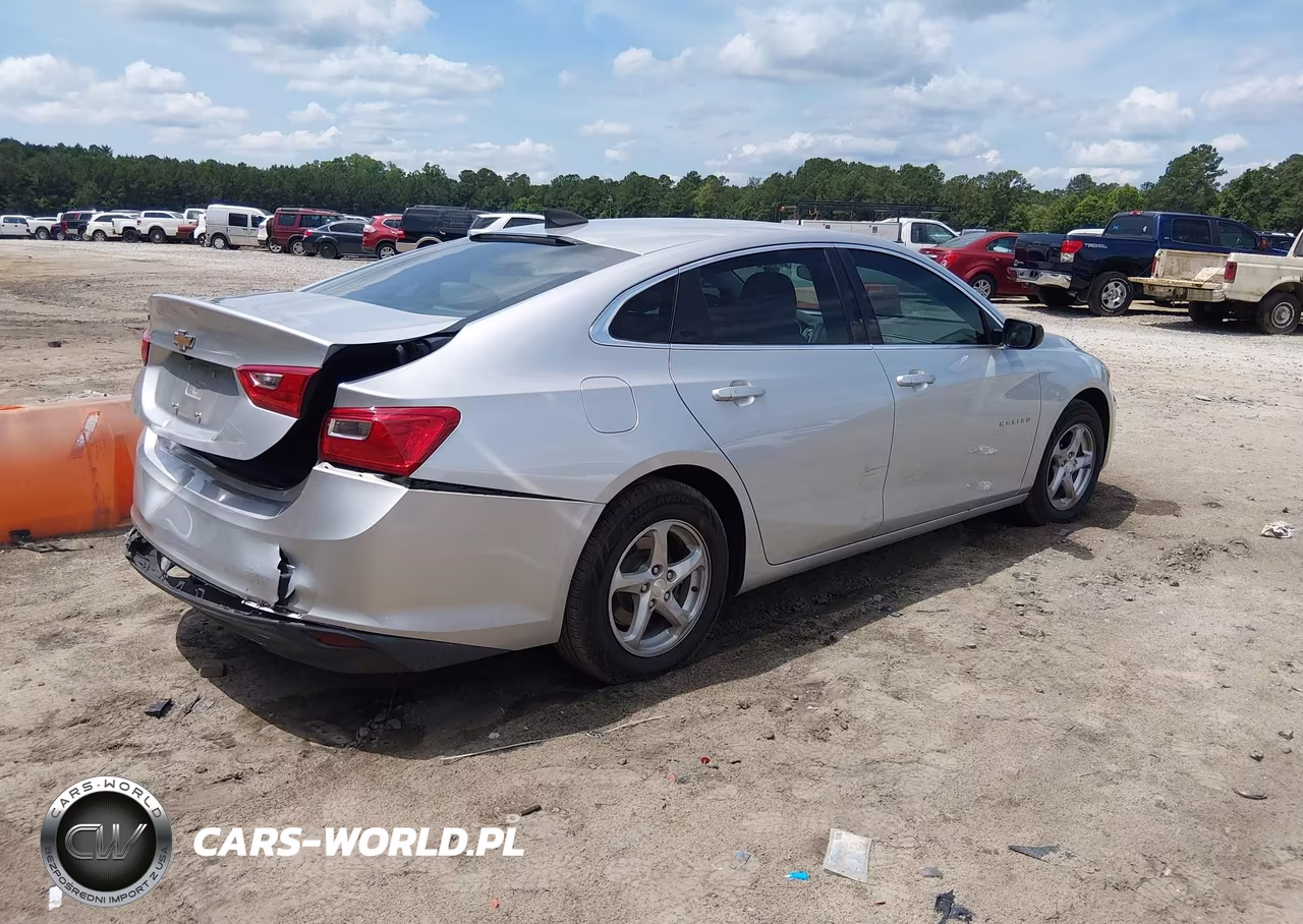 2017 Chevrolet Malibu Ls VIN:1G1ZB5ST9HF230661 - 4