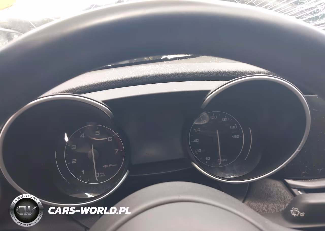 2017 Alfa Romeo Giulia Rwd VIN:ZARFAEBN0H7539935 - 7
