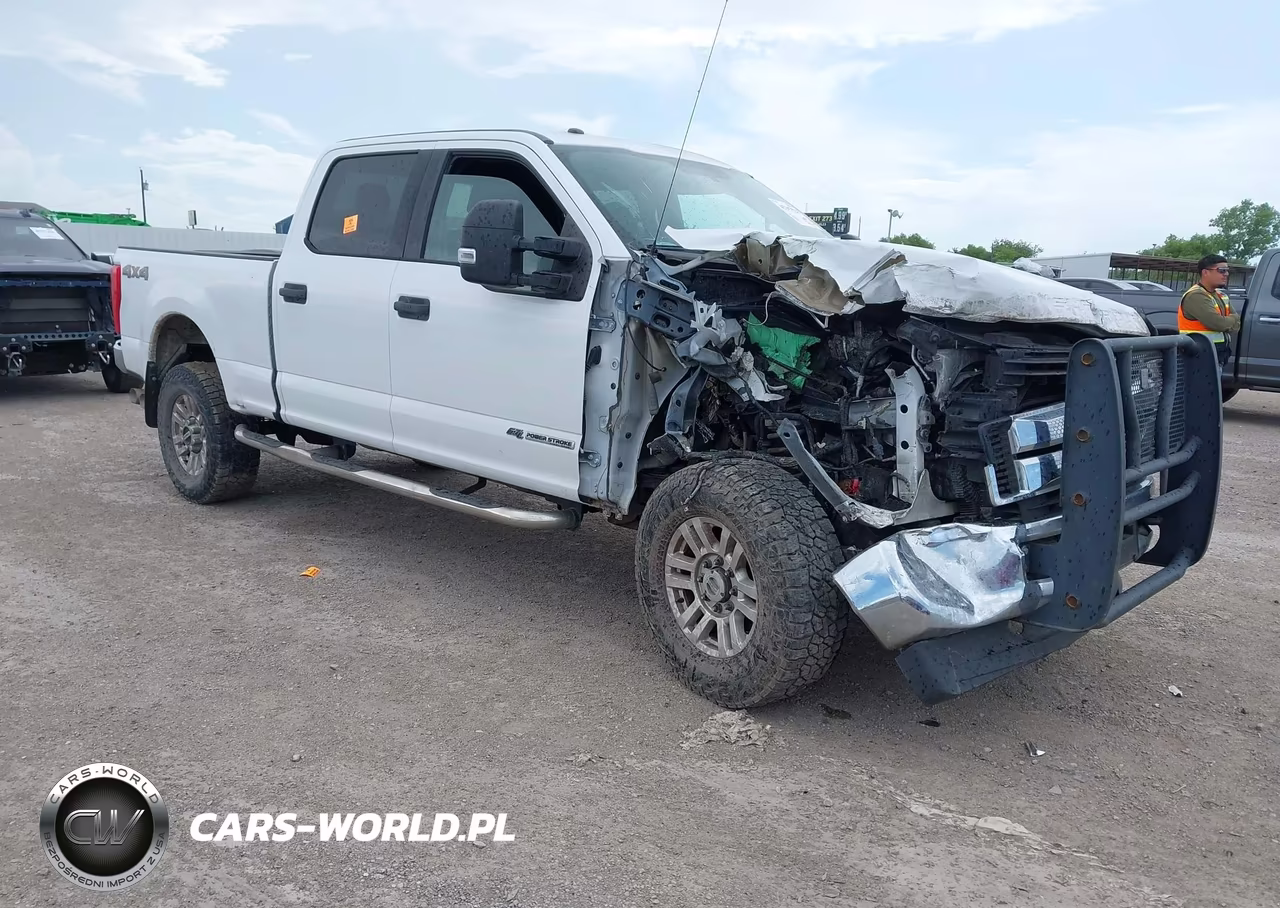 2017 Ford F-250 Xlt – zdjęcie 1 z 12