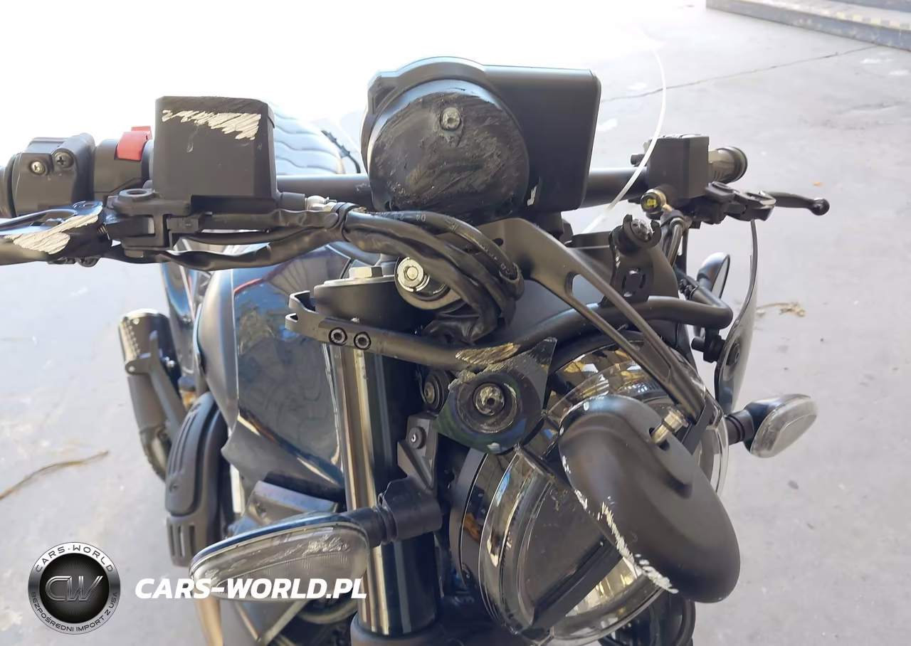 2025 Ducati Scrambler Icon VIN:ZDMKAT3M9SB008597 - 14