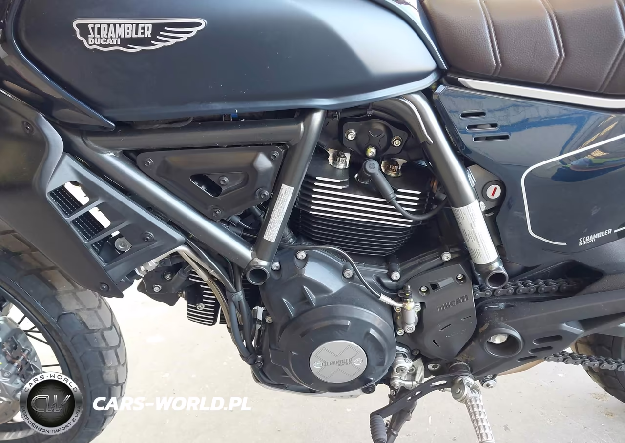2025 Ducati Scrambler Icon VIN:ZDMKAT3M9SB008597 - 9