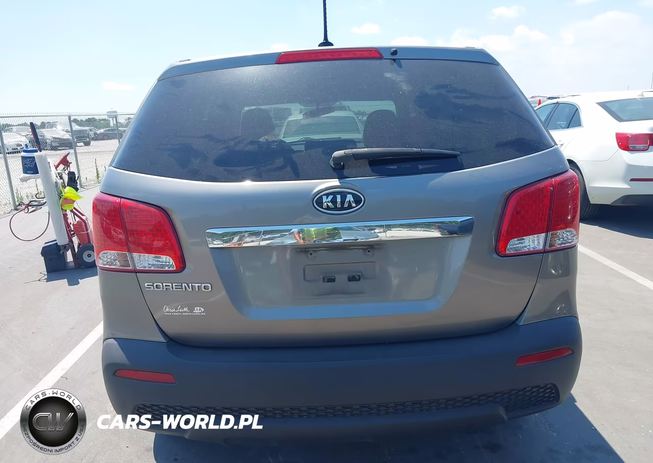2013 Kia Sorento Lx VIN:5XYKT3A17DG367308 - 16