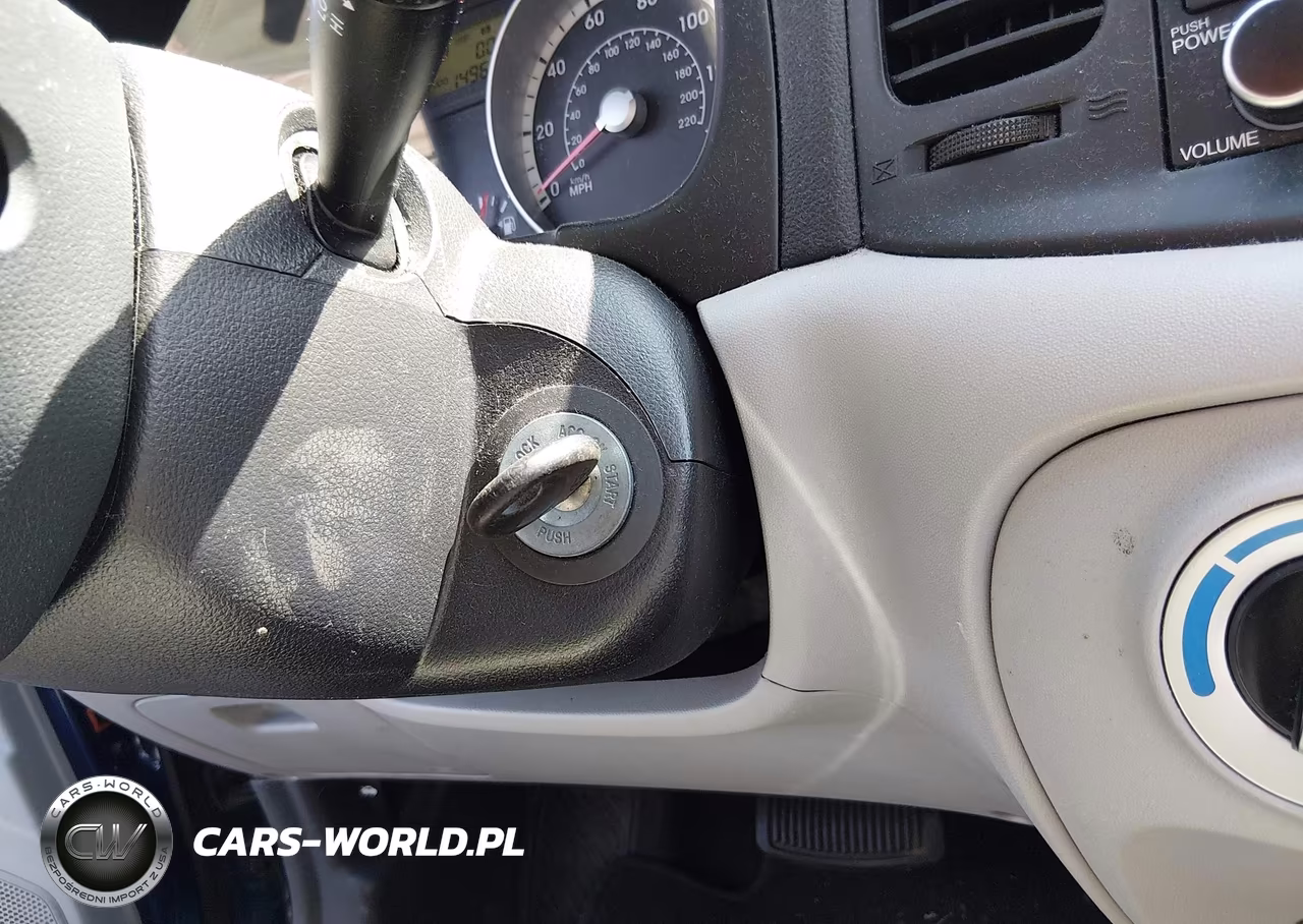 2009 Hyundai Accent Gls VIN:KMHCN46C89U312754 - 11