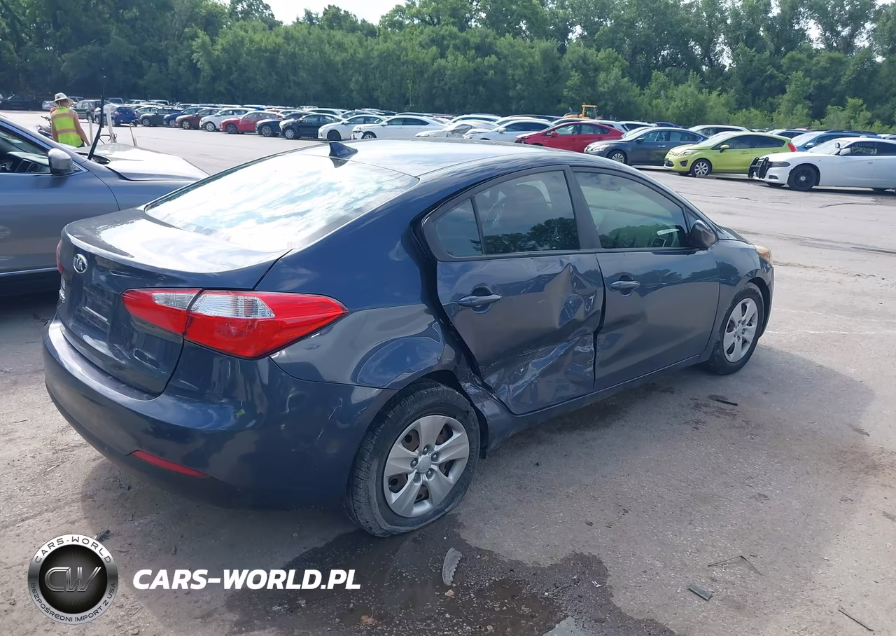 2015 Kia Forte Lx VIN:KNAFX4A68F5430464 - 4